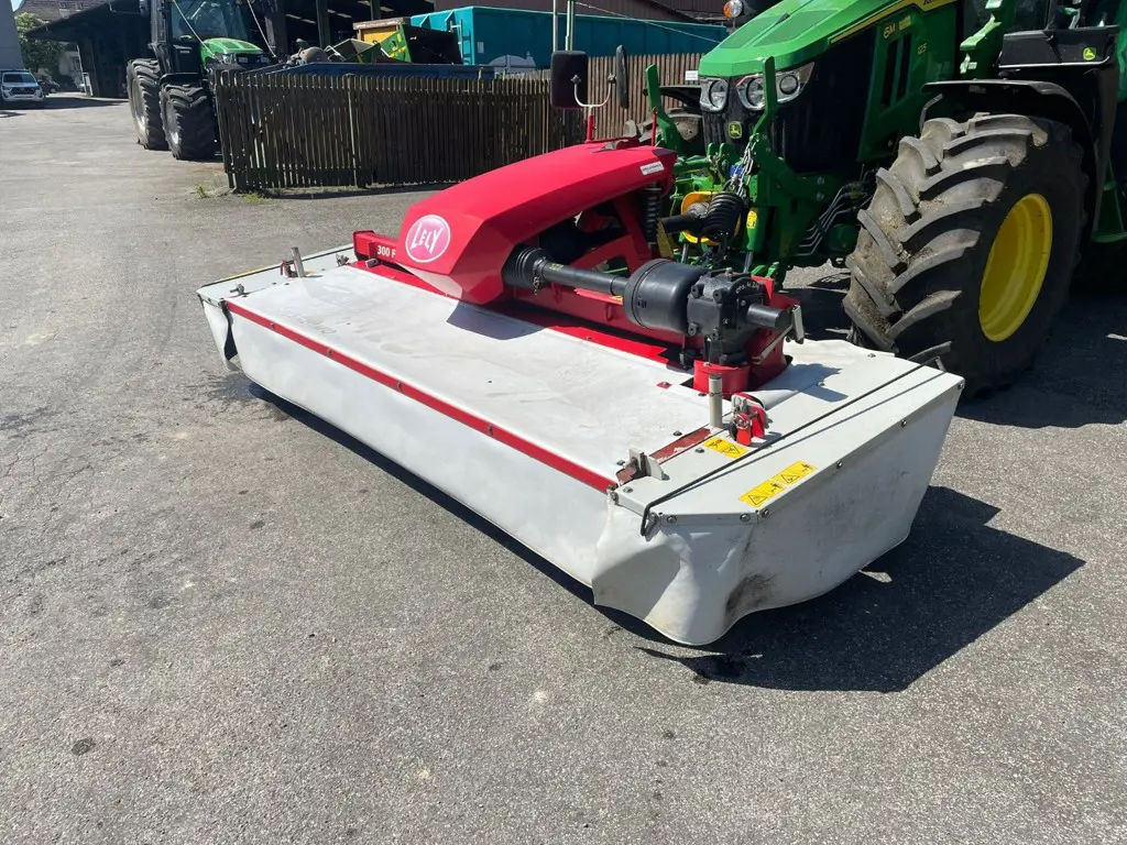 Frontmähwerk Lely Splendimo 300 FS