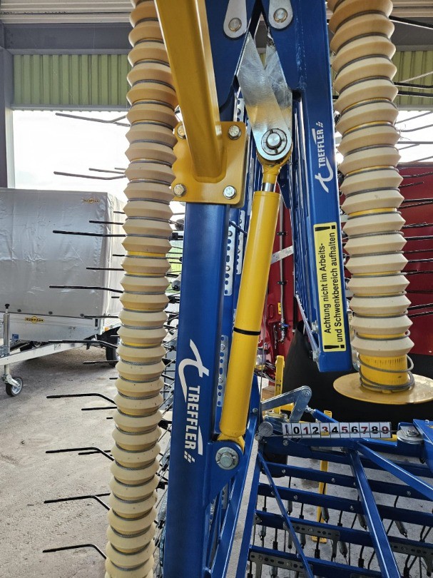 7a41b7c0-9fc3-4f84-80a3-34c6bbce9226-WhatsApp Bild 2025-10-09 um 07.jpg