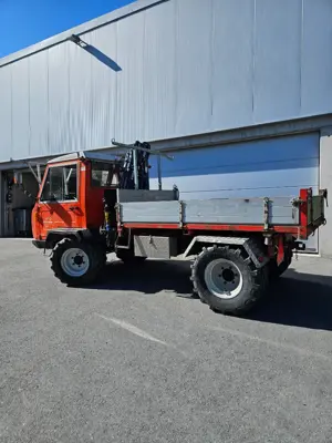 Muli 770 mit Kran und Kipper