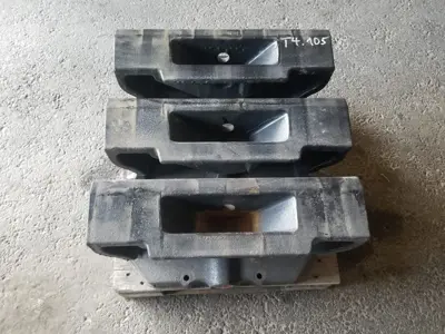 Diverse Frontgewichtsträger New Holland und Fiat