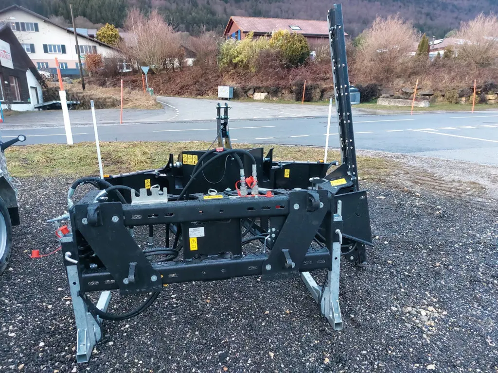 0f01f848-b161-4238-b557-120c503fedb6-Düvelsdorf MC 190 (2).jpg