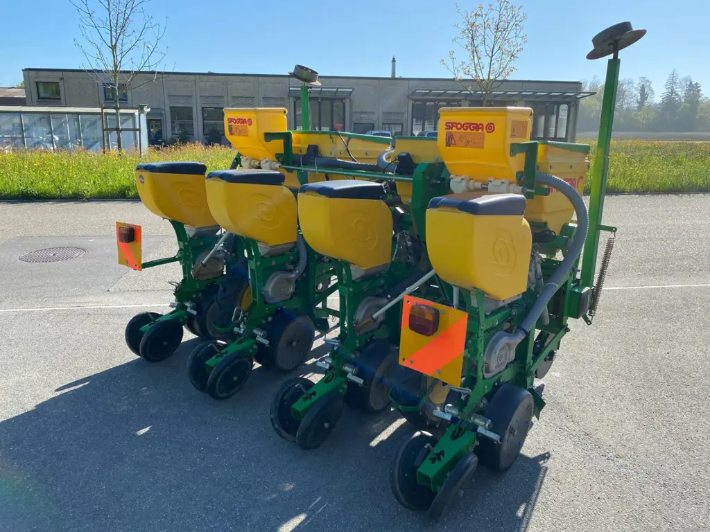 47f33513-145e-4dfb-8aff-ac8e3ea9d060-WhatsApp Image 2026-04-23 at 09.jpg