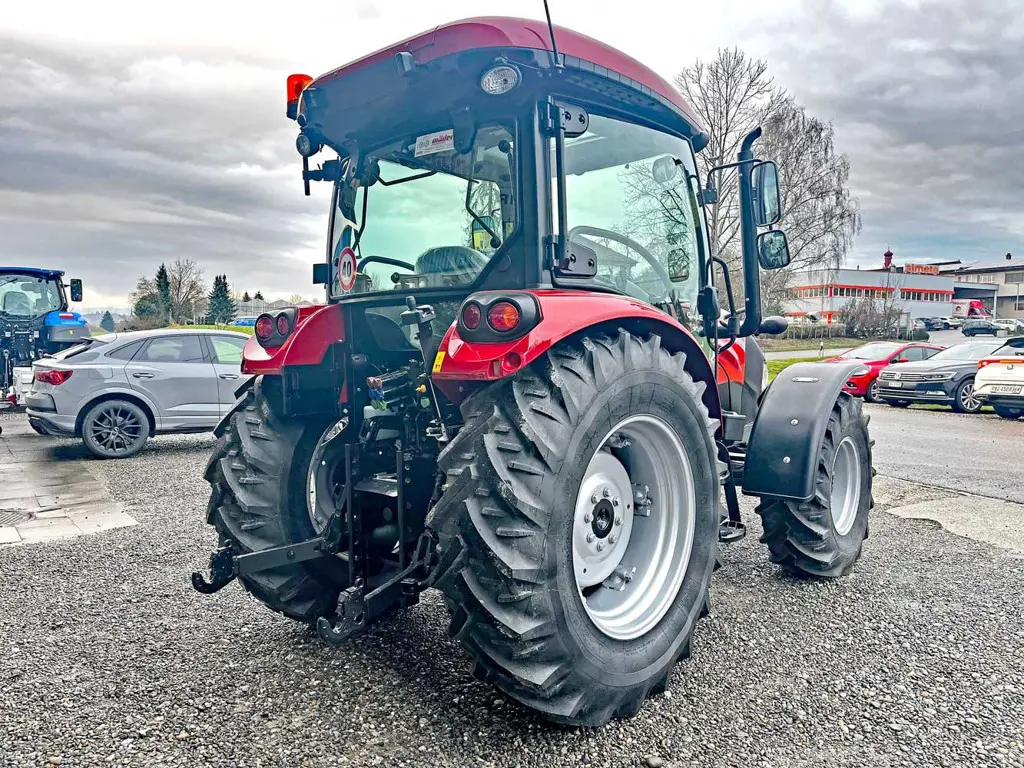 a0616d5d-83ed-4f3f-8a45-e854b16ad567-35876-Case-IH-Traktor-Farmall-75-A-(5).jpg