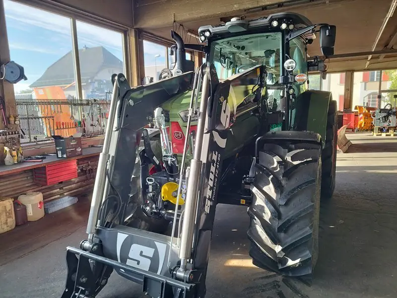 2bba1134-b481-4846-b77c-695bee2d7634-XL 125 1.jpg