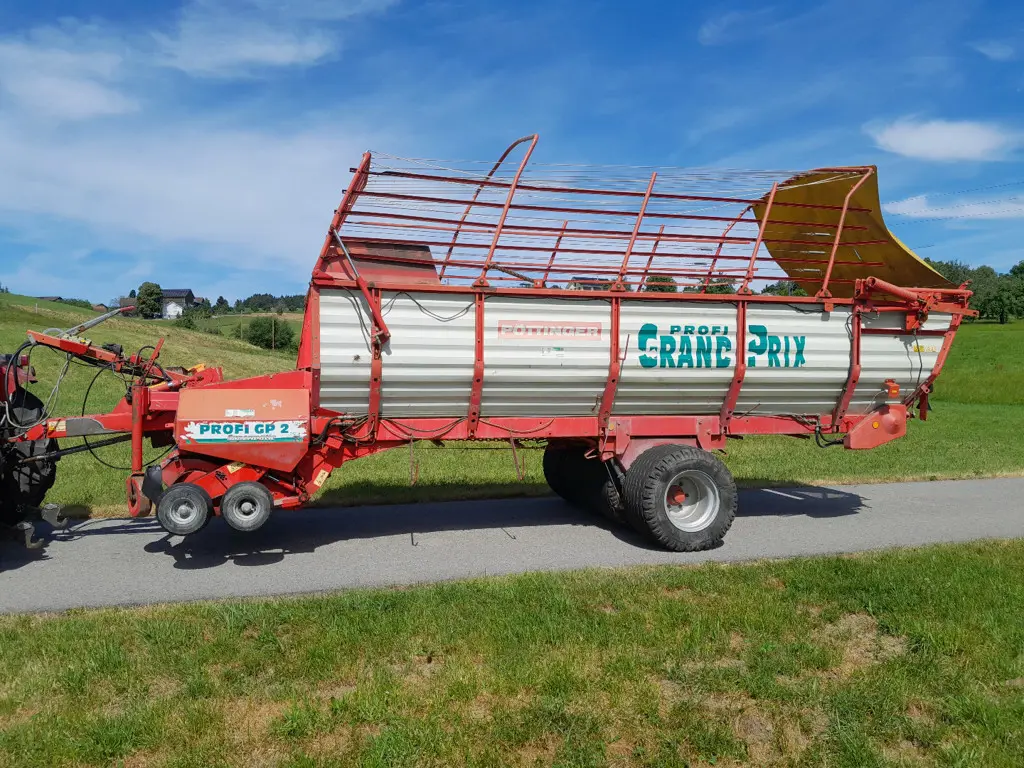 Ladewagen Pöttinger Grand Prix 2