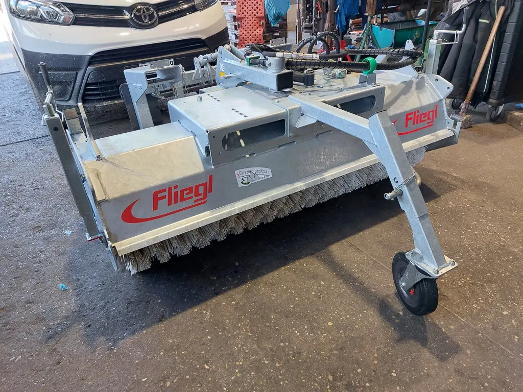 13a064d5-b7a1-4791-b62f-4fea05dd0332-Fliegl Aubry (2).jpg