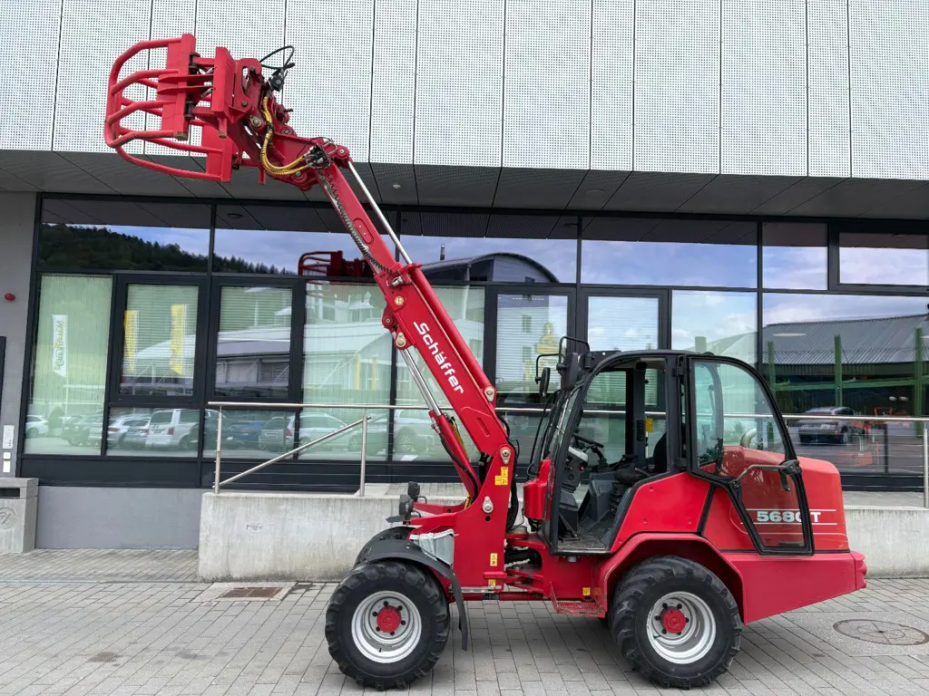 Schäffer Hoflader 5680T