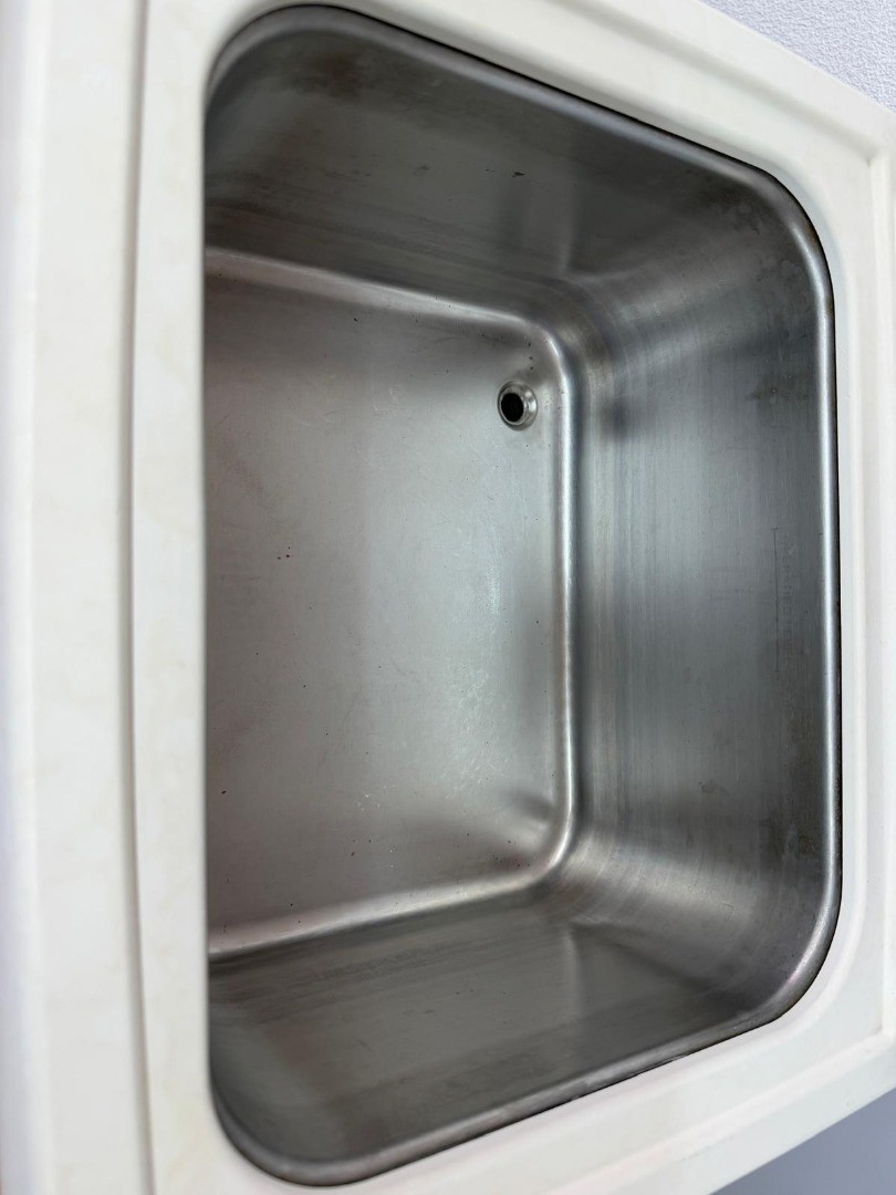 6d4e254b-e1c3-4bab-86d2-8b0e6c44d8e1-Branson Ultraschallreiniger_09.jpg