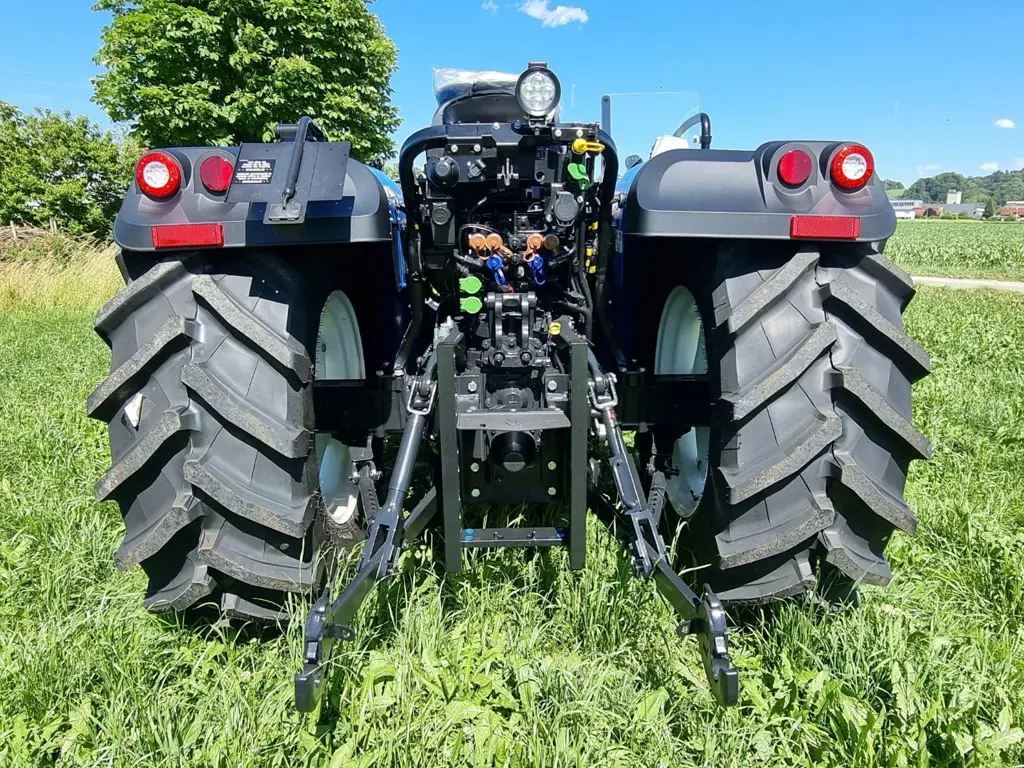 8aae0f99-48ac-4a5e-8ddb-8ec7bc906b2e-Agropool4.jpg