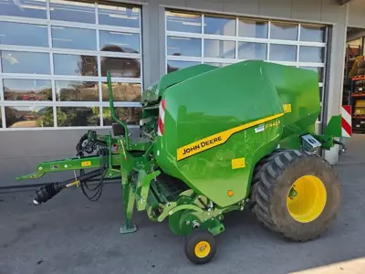 Rundballenpresse John Deere F442R / Folienbindung / Demomaschine