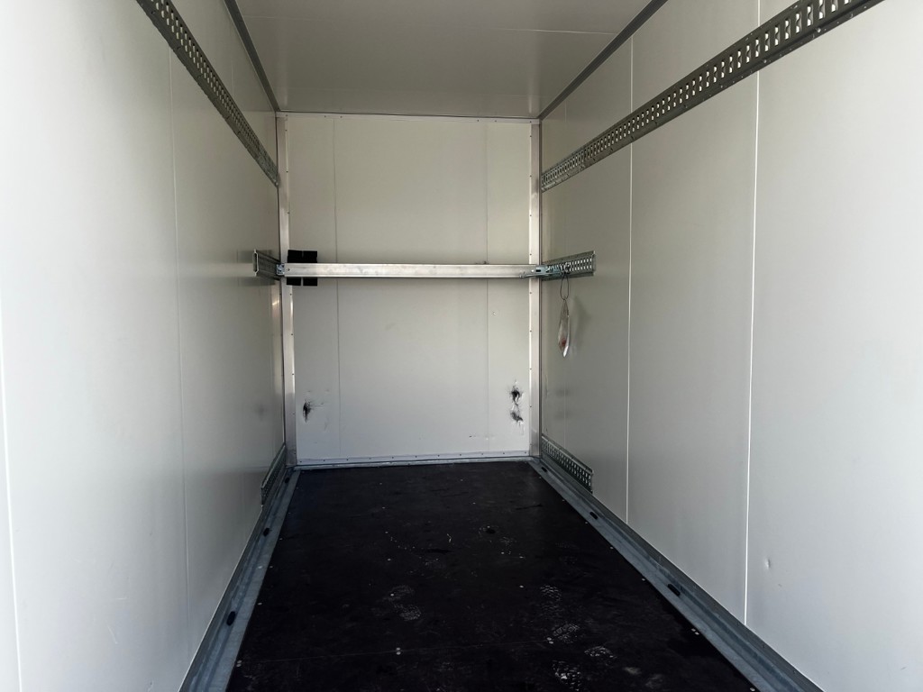 7558fe87-d4cd-4ce0-a7d0-d327f9ea4c87-35655 Vezeko Anhänger Auto Kofferanhänger absenkbar (5).jpg