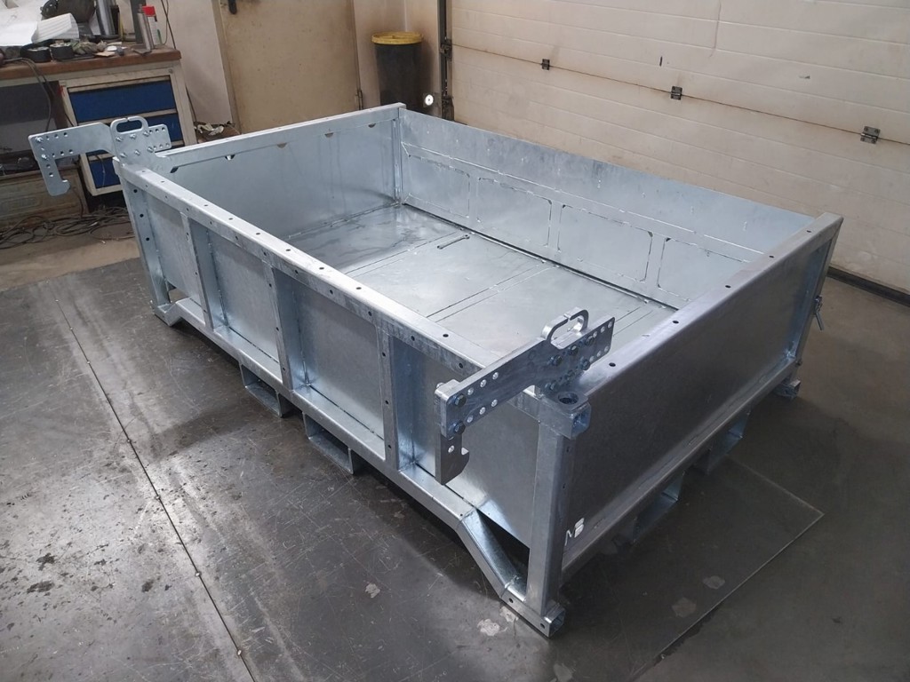 e1c10b20-1c5a-4a93-91ca-cc935033a608-WhatsApp Image 2025-12-05 at 09.jpg