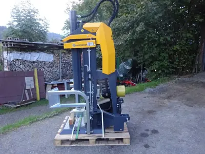 Holzspaltmaschine Uniforest CD 23 mit Stammheber