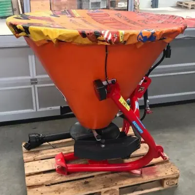 Salzstreuer hydraulisch