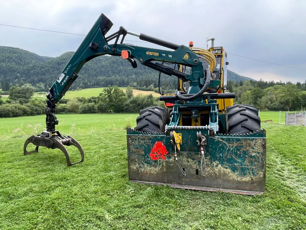 8807e7dd-9b96-43d1-94fc-4ffda8eecdae-5 HSM 805 HD ex Veveyse Agropool.jpg