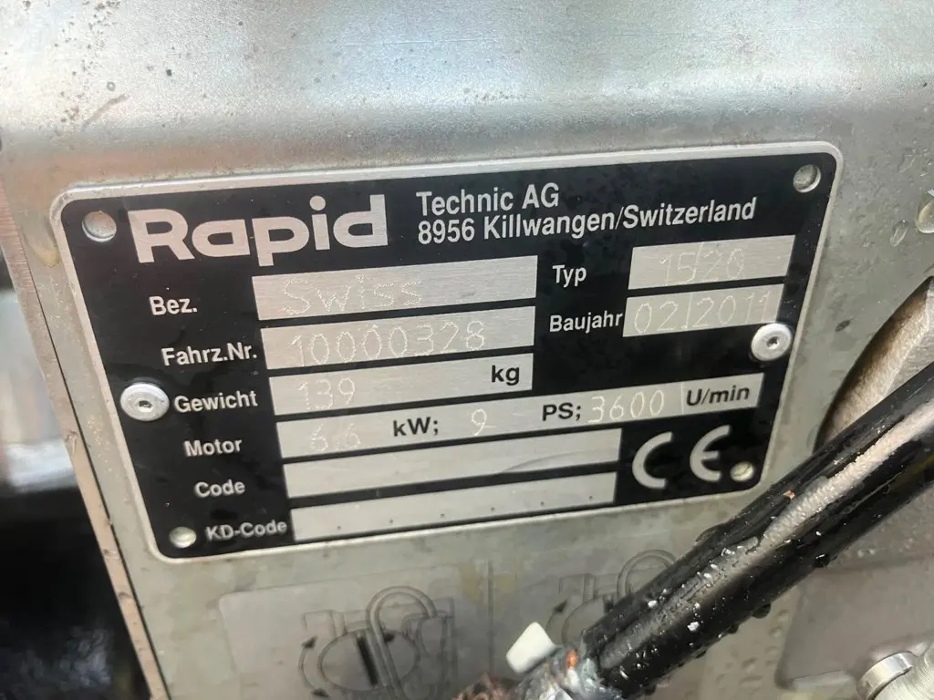 e61caefc-c26c-4db5-ae83-694fd07e3d48-460ee026-b33d-4a5f-a0e3-e48b4e75b6b4.jpg