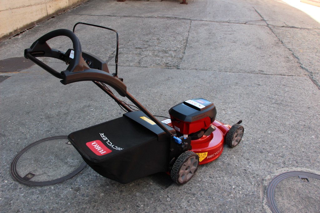 3b9e8c63-fe70-4d27-8bcf-a047e5ba808c-4026191 Akkumäher 21864.png