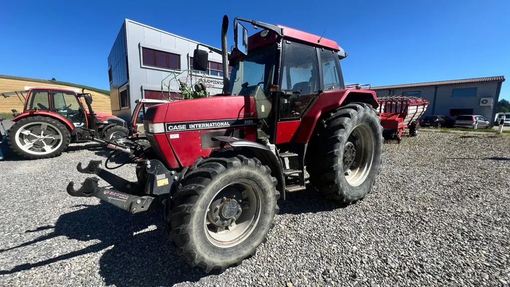 Case IH 5120A, Jahrgang 1991, 8’890 Betriebsstunde