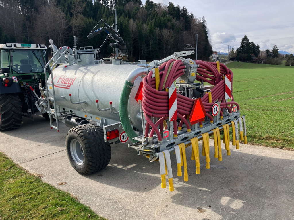 fc7d6687-6a2f-4b72-a2be-0bc5aa25c3c0-DF Fliegl3.jpg