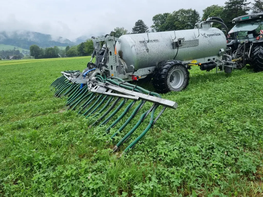 95bbe16b-6213-412f-8bd5-282adba28516-WhatsApp Image 2025-12-24 at 07.jpg