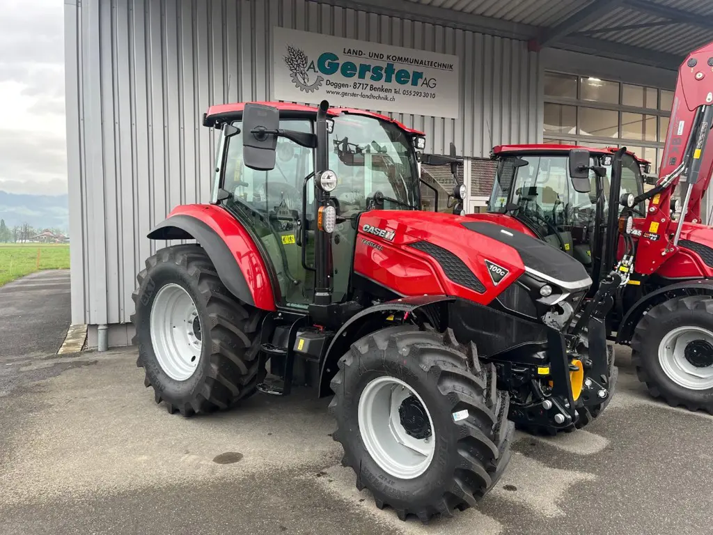 9d62b2b1-04fb-4599-9be5-e8981ba7bdbc-Vorführ Farmall C 100 2.jpg