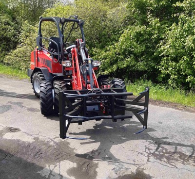 Hoflader Hoftrac Schäffer Teleskoplader Knicklader Kompaktlader Hofschlepper Pneulader