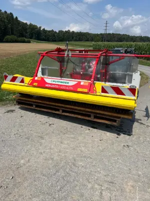 Bandschwader Pöttinger Mergento 4010 F Alpin