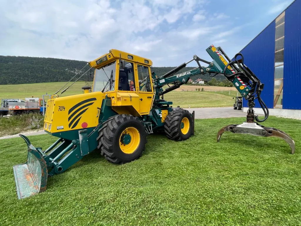 HSM 704