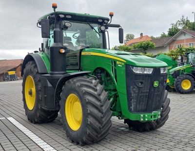John Deere 8370R