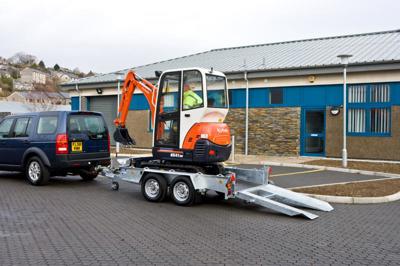 Ifor Williams Baumaschinenanhänger GH94 2.7t