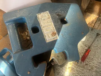 Biete Ford Traktor Orginal Frontgewichte a 25 kg