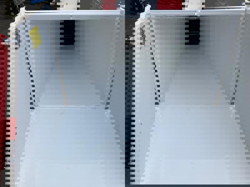 b95a3ad8-100e-4893-b6fc-9a8b7163a100-Langhacker Urban TR 75 9.jpg