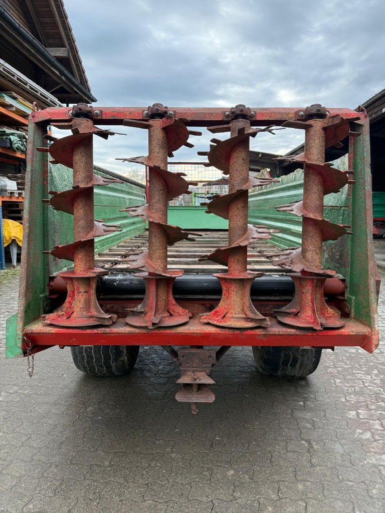 86ad7ec8-6c19-4992-84aa-02c336cf81a7-WhatsApp Image 2025-12-16 at 18.51.02 (2).jpg