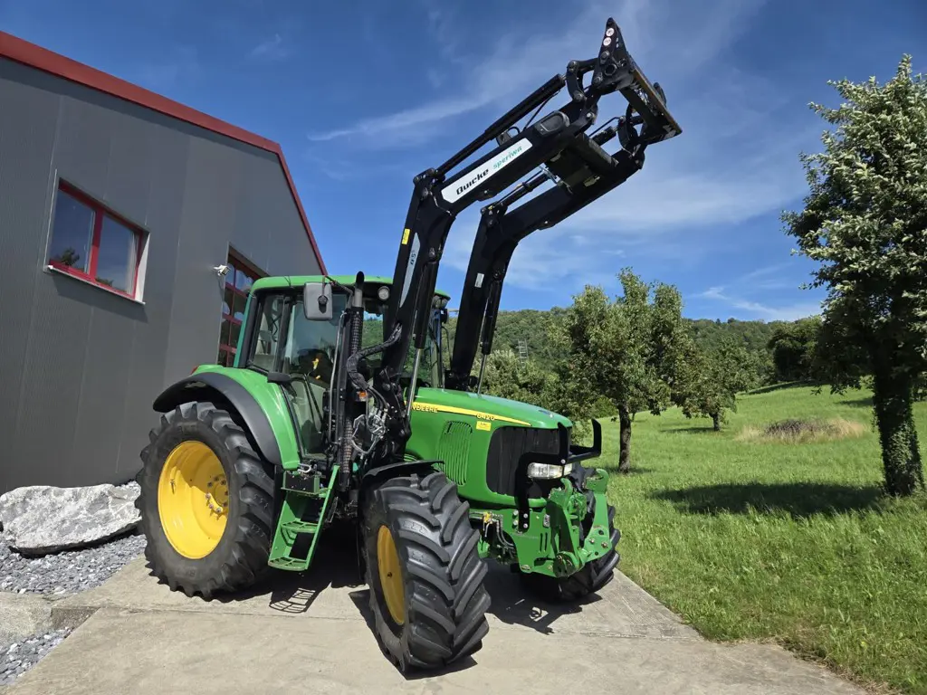 Traktor John Deere 6420