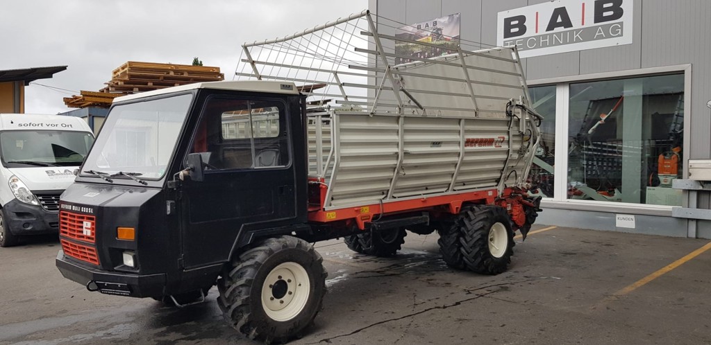 dfe15536-8deb-4a28-a9b1-14ae9b102e46-Muli 600 SL mit Vielschn. Front Ambda li.jpg