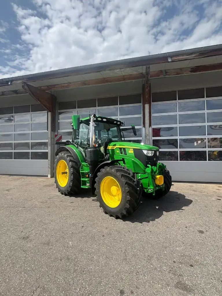 John-Deere 6R150 Stock