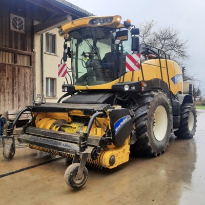 Feldhäcksler New Holland FR 500