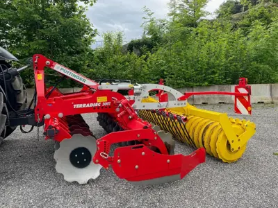 Occ. Pöttinger Terradisc Scheibenegge, Neuwertig