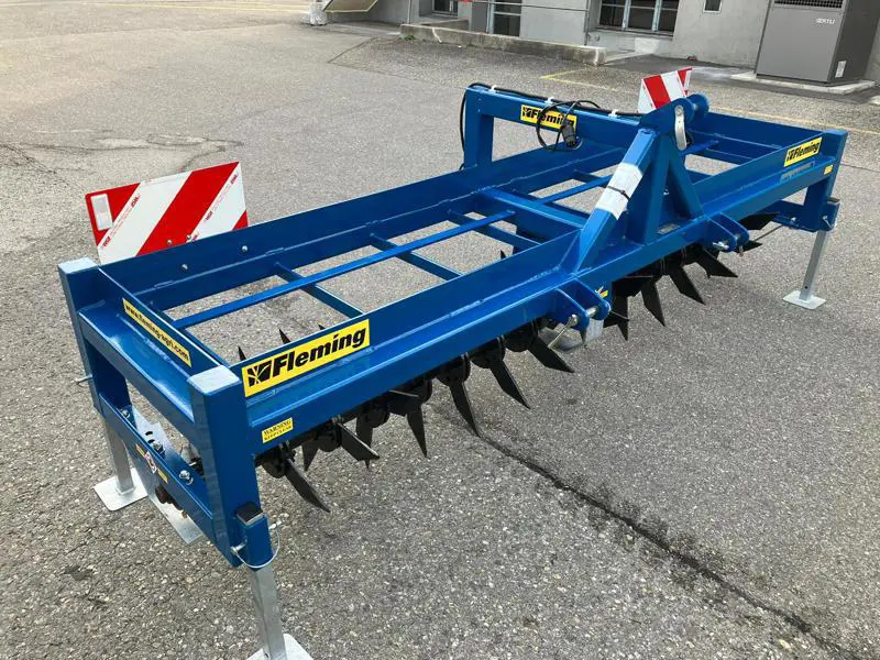 Wiesenbelüfter/Grasnarbenbelüfter 1.50, 2.50/3.00/5.0m, Aerateur de prairies - Stacheln Sie jetzt i