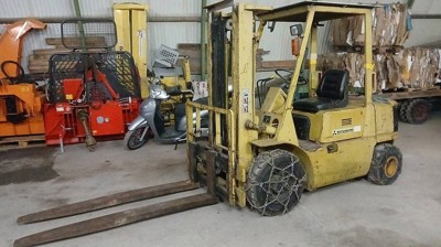 Stapler Mitsubishi Hubstapler Lader Hoflader