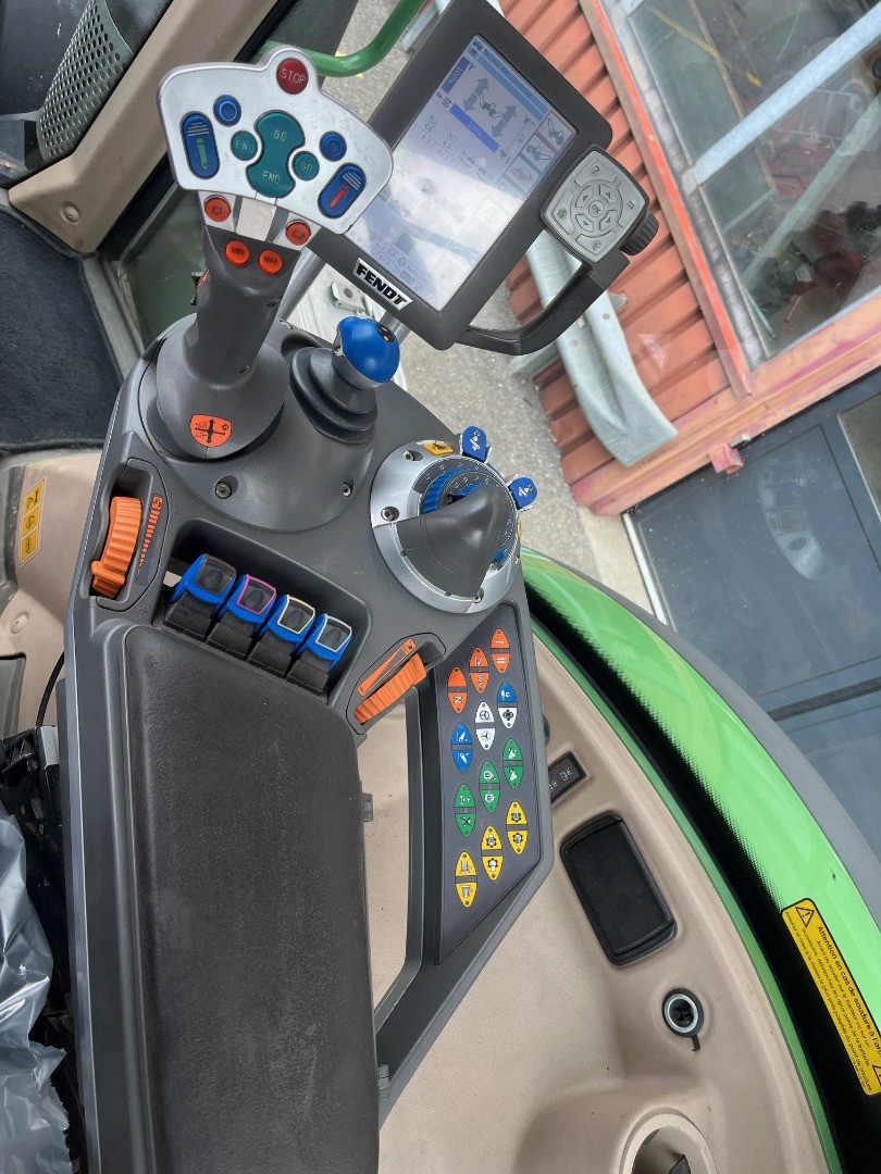 fac2342f-9fcf-4b65-8b77-a84743d97dc9-8 .jpg