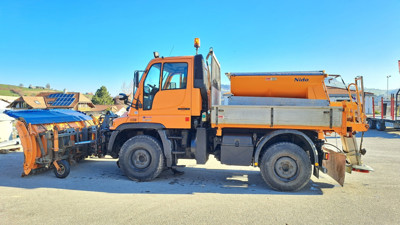Mercedes-Benz Unimog U300