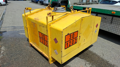 Tankstelle 1000 Liter