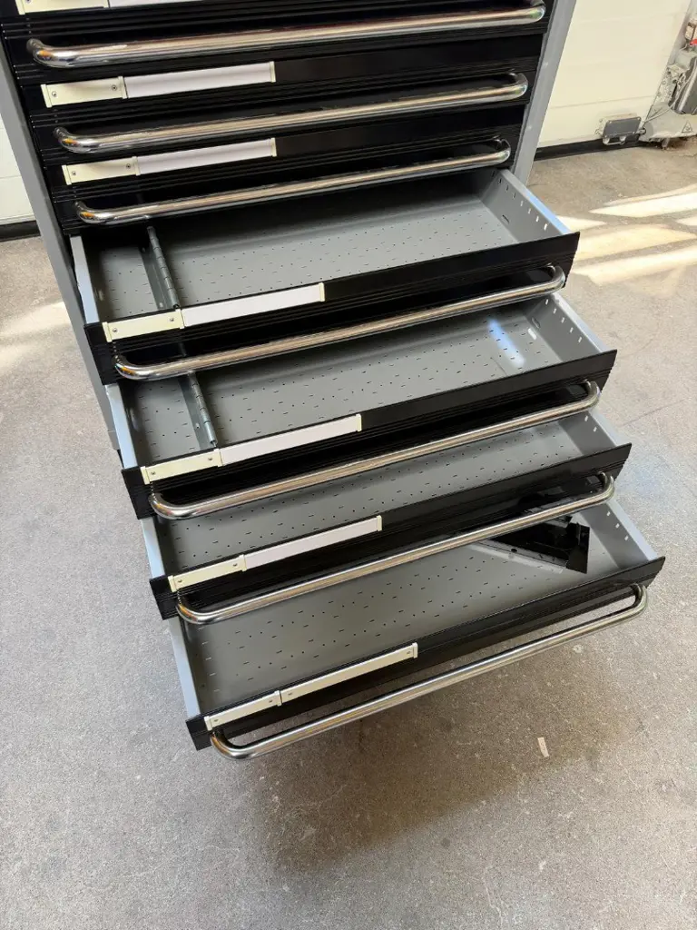 c6b26606-d6b3-4863-8d81-275d328d272b-05_Thurmetall Schubladenstock_07.jpg