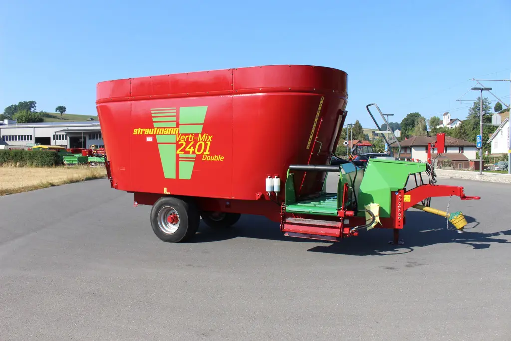 Futtermischwagen Strautmann Verti-Mix 2401