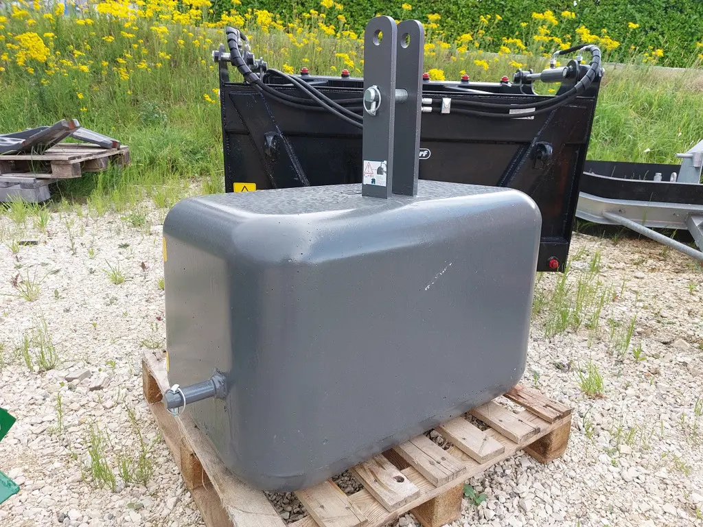 749e4d68-2444-474e-b7f6-d73b48fd04e9-Düvelsdorf contre-poids 450 (9).jpg