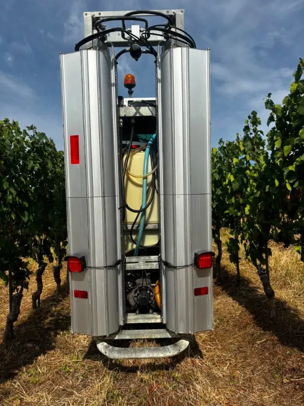 630f4932-8560-4beb-ba98-7e357359a8f1-2435bef7-2550-4bda-a9a1-8cfe361000cc.jpg