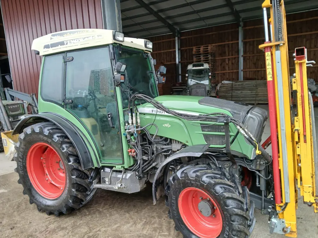 Tracteur Fendt 210 F