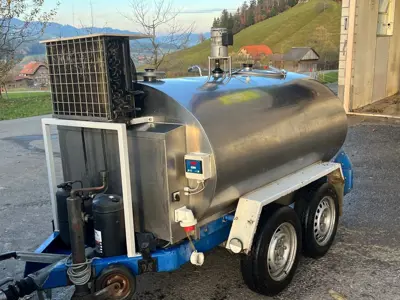 Milchtank fahrbar 1200 L