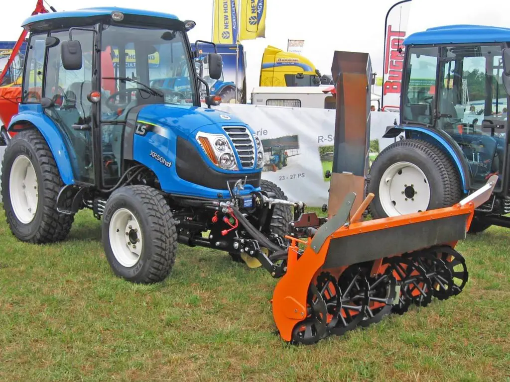 79e18196-e135-4f08-a2f2-45f1cd3501e9-turbina_neve_snowblower_cerruti_intermedio_intermediate_0005.jpg